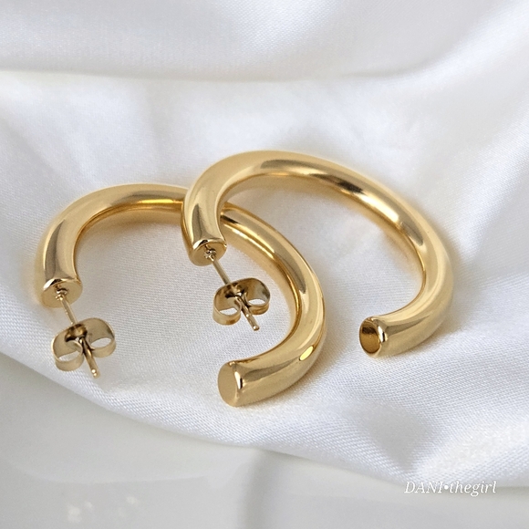 NEW Gold Classic Tube Hoops - Picture 7 of 10